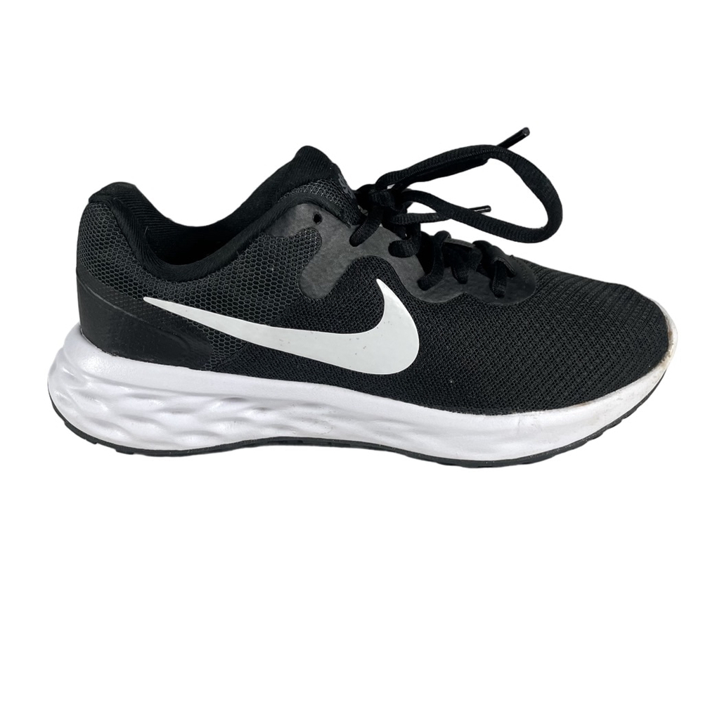 Nike Revolution 6 Next Nature Running Shoes Women’s 6.5 Black White DC3729-003
